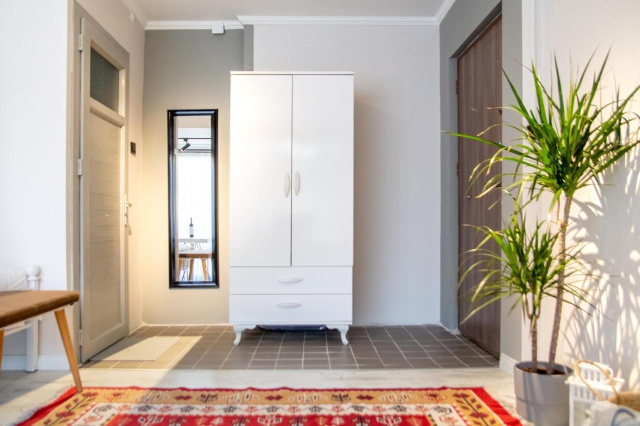 Apartament Invigorating Studio Flat Near Kordon In Alsancak Izmir Zewnętrze zdjęcie
